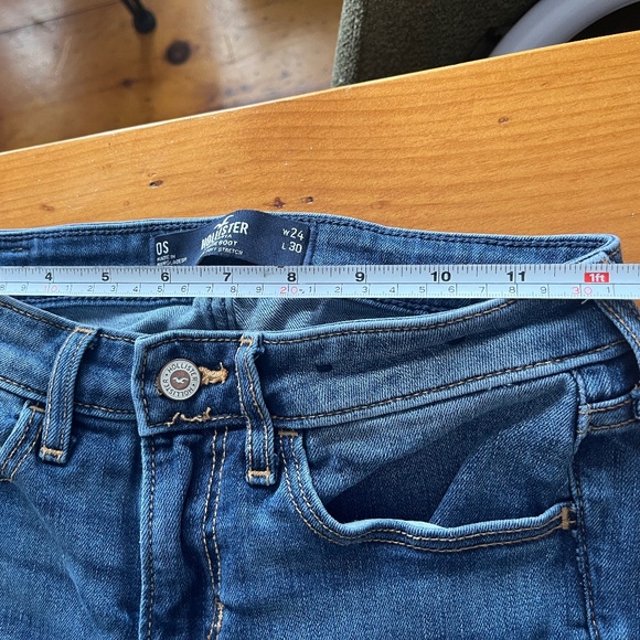 HOLLISTER Low Rise Bootcut W24/0short - Picture 5 of 7